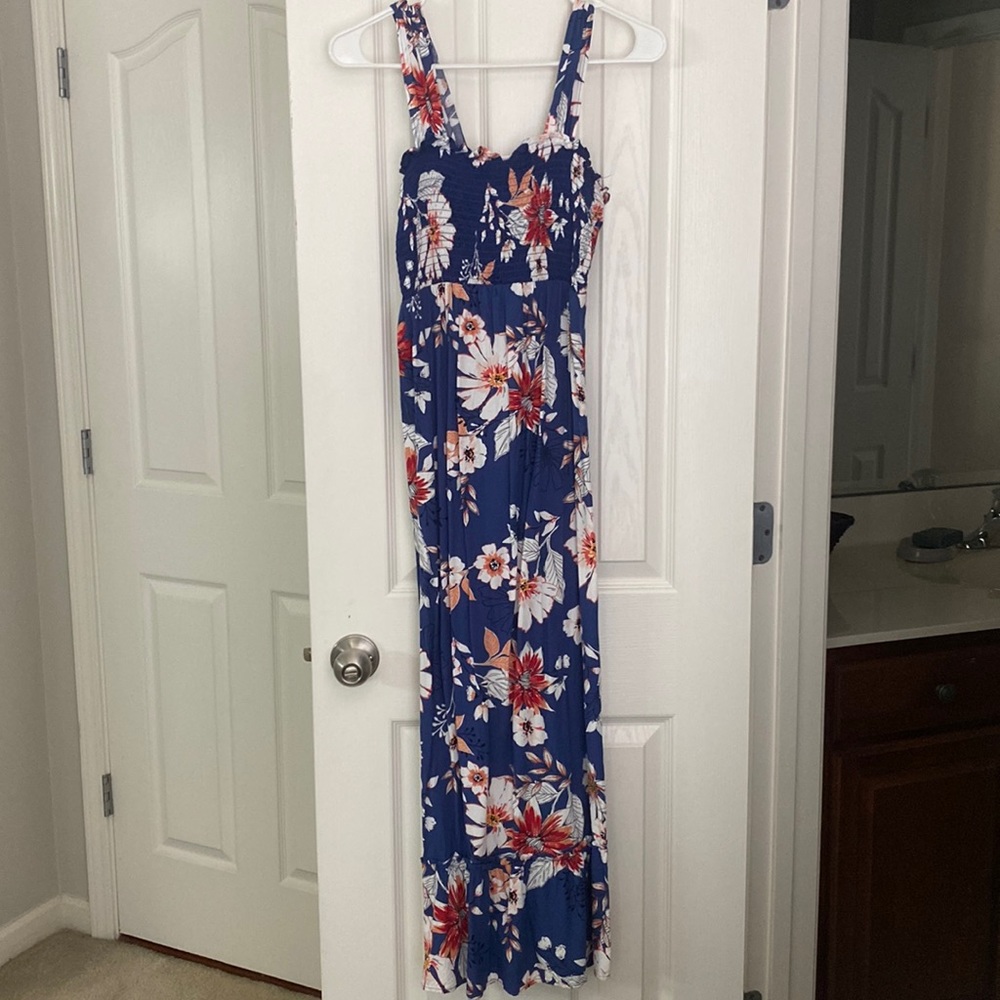 Fun summer maxi! - Picture 3 of 4